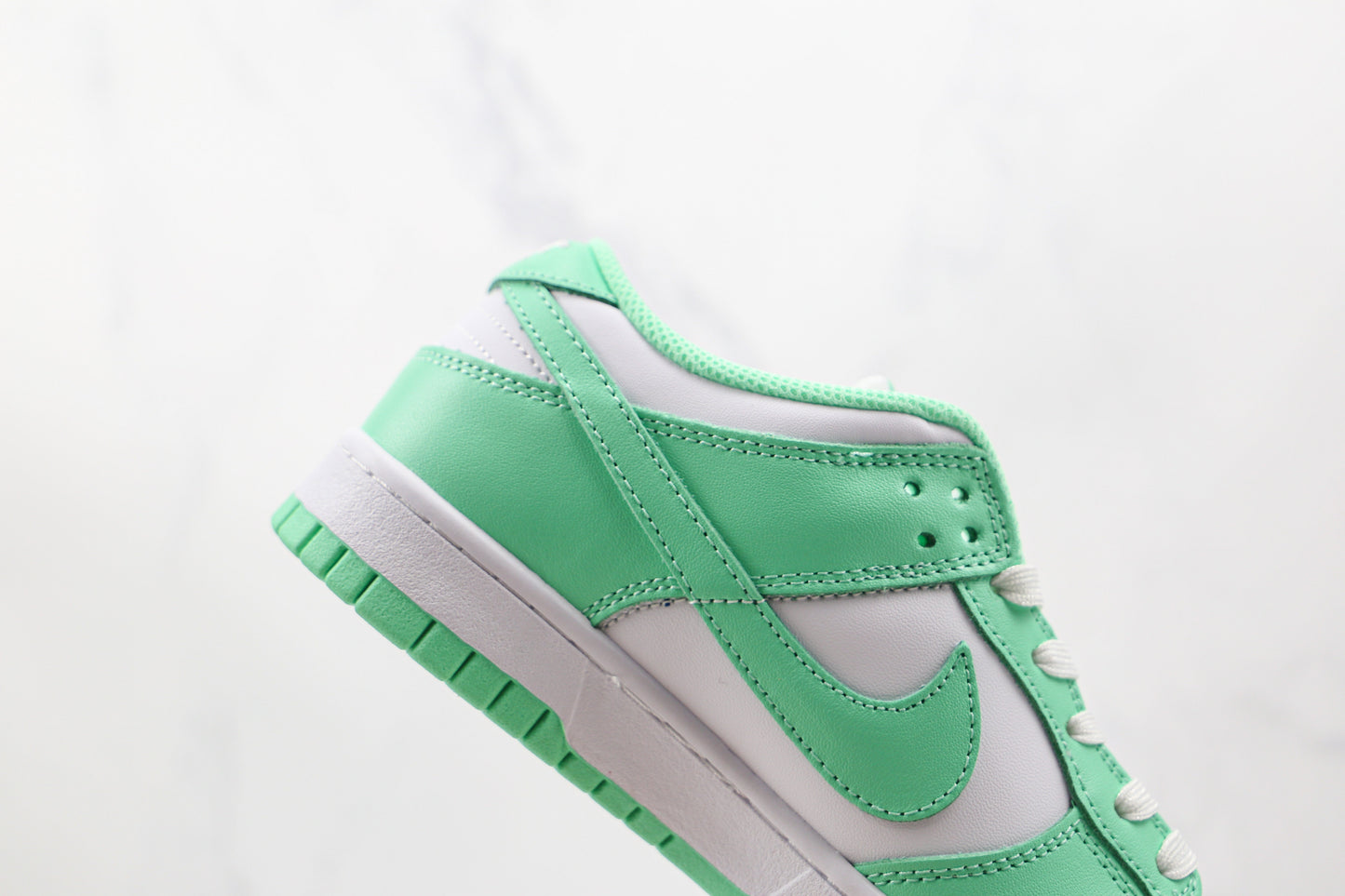 Dunk Low Green Glow