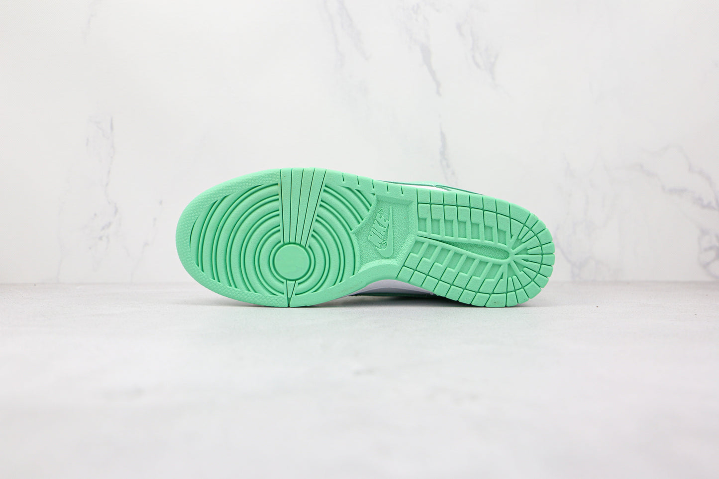 Dunk Low Green Glow