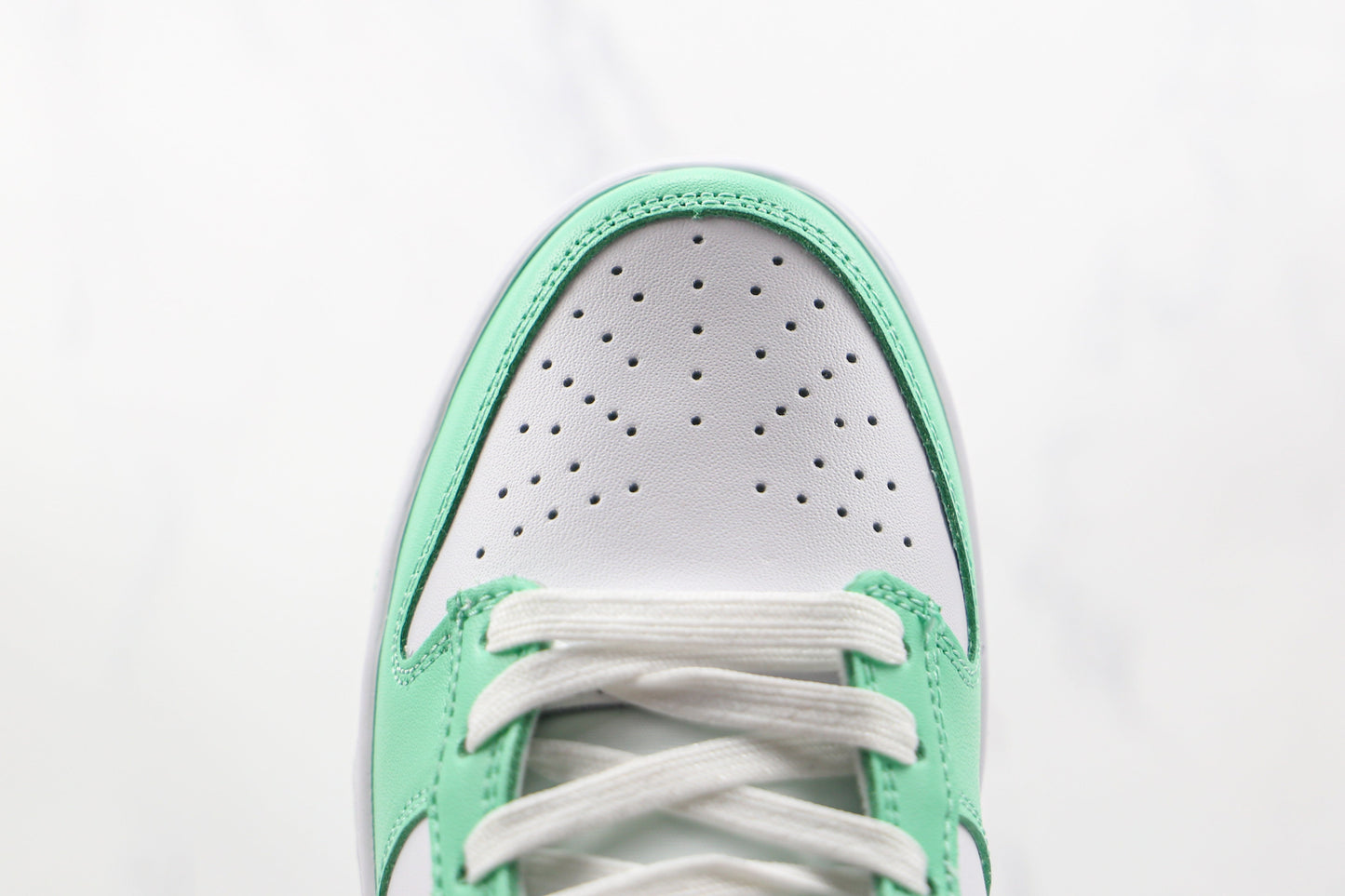 Dunk Low Green Glow