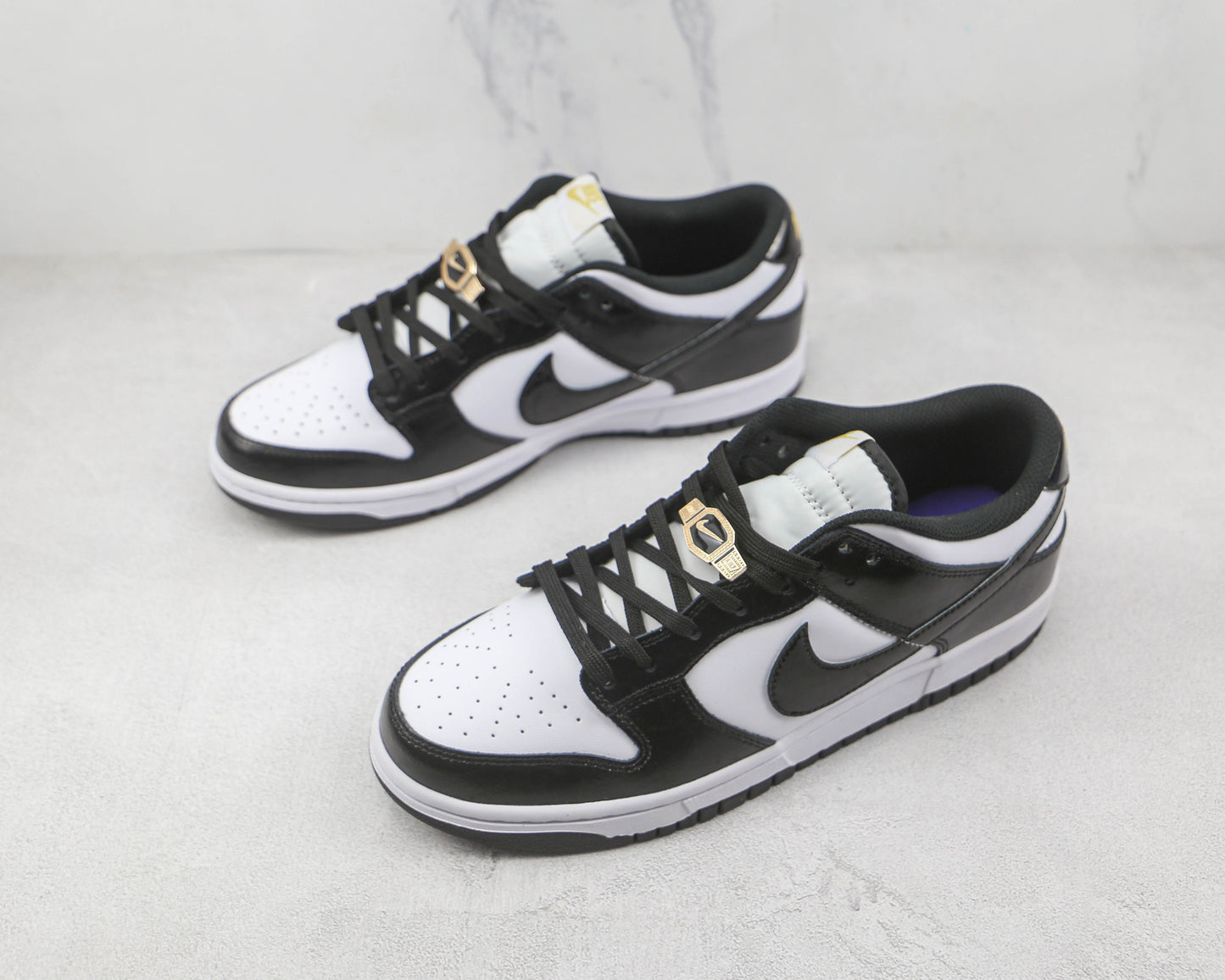 Dunk Low World Champs Black White