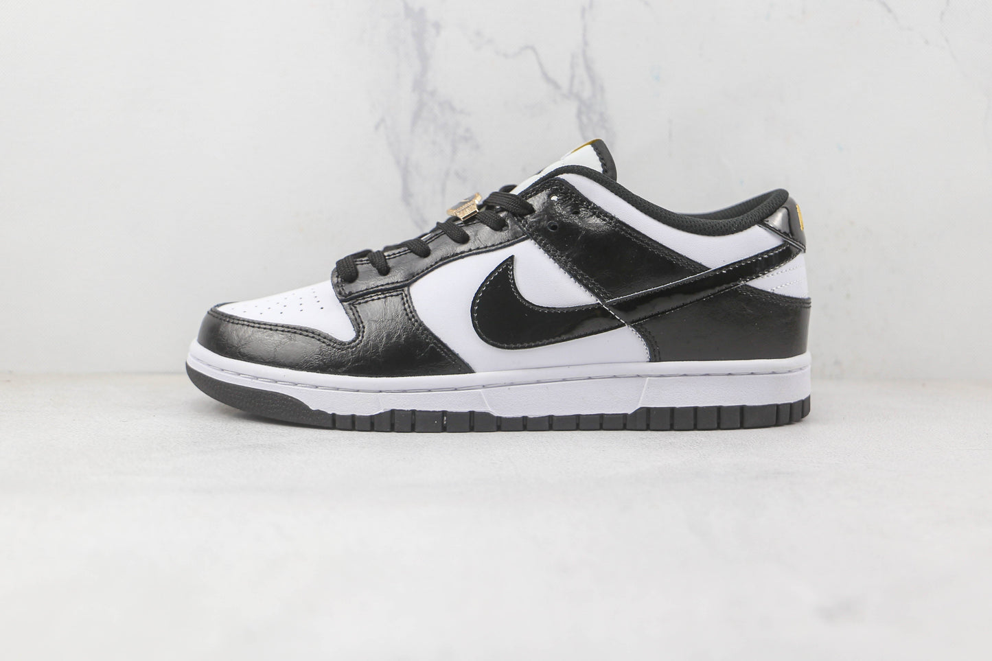 Dunk Low World Champs Black White