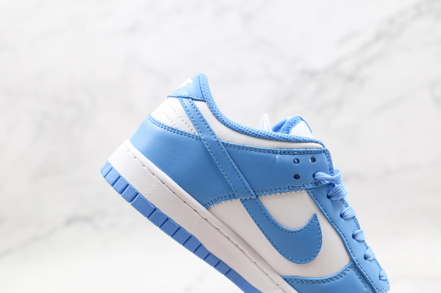 Dunk Low UNC